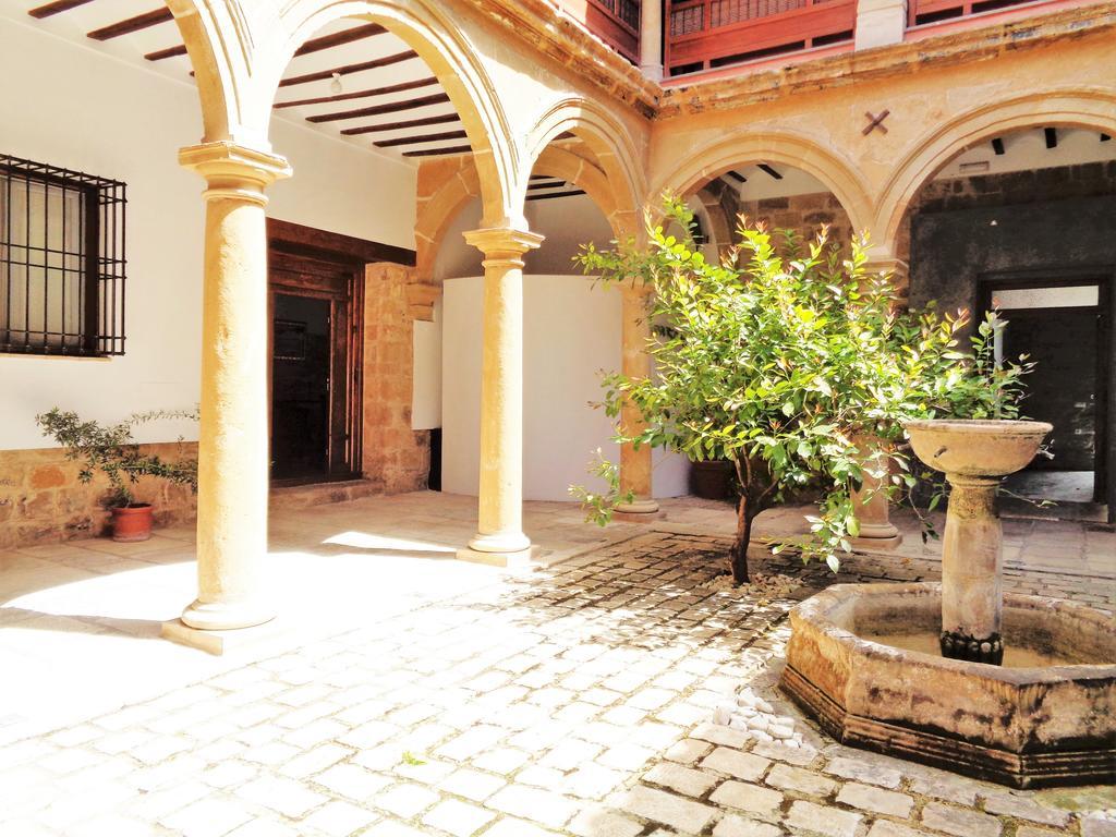 Luz Del Renacimiento Ubeda Úbeda Exterior foto